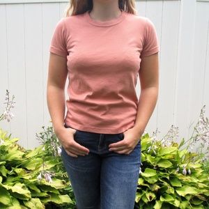 SOLD NEW Uniqlo Pink Fitted T-Shirt